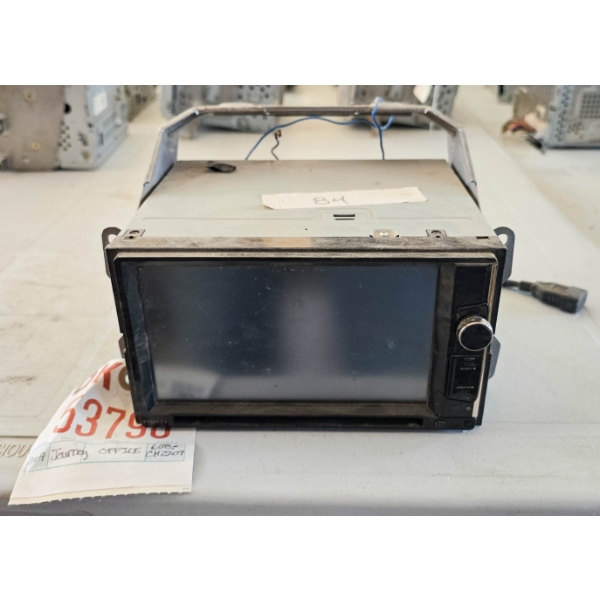 SALVAGED RADIO/ PLAYER FOR 2009 DODGE JOURNEY