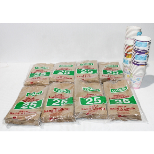 200 SMALL LUNCH BAGS & 64 PAPER CUPS