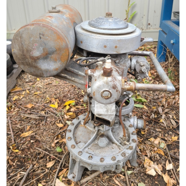 VINTAGE CANADIAN JOHNSON MOTOR CO. MOTOR W/ PUMP