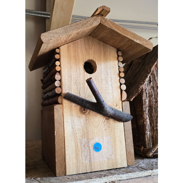 LOG CABIN THEMED BIRD HOUSE