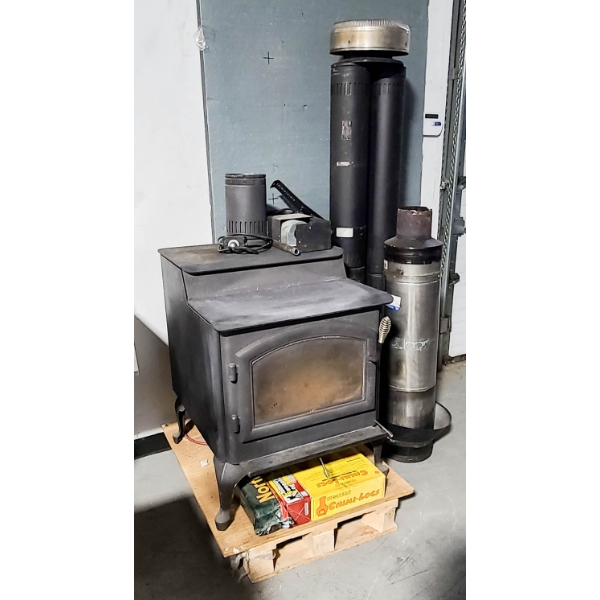 GLASS DOOR CAST IRON WOOD STOVE W/ CHIMNEY