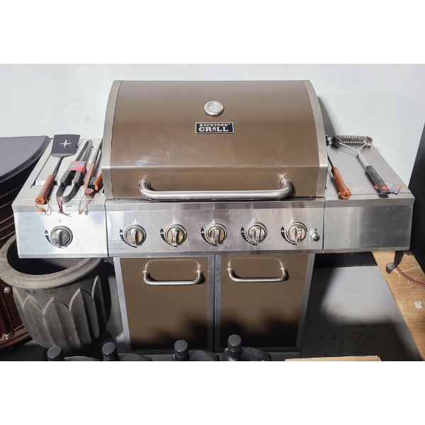 6 BURNER BACKYARD 50000 BTU BARBECUE GRILL