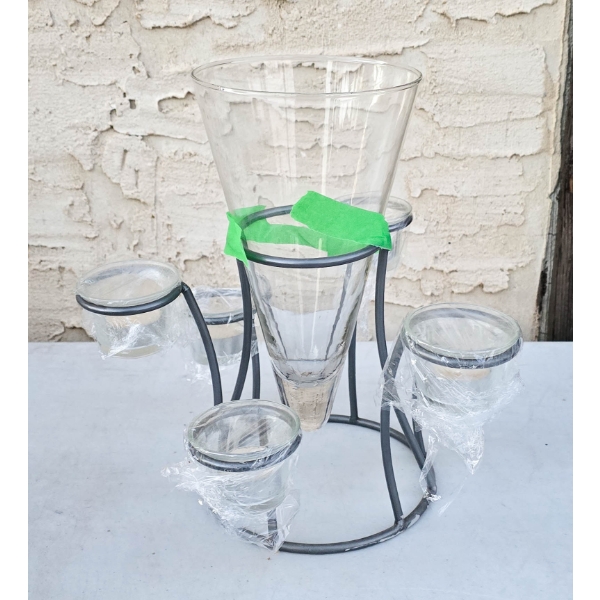 GLASS VASES WITH METAL STAND & CANDLE SURROUND
