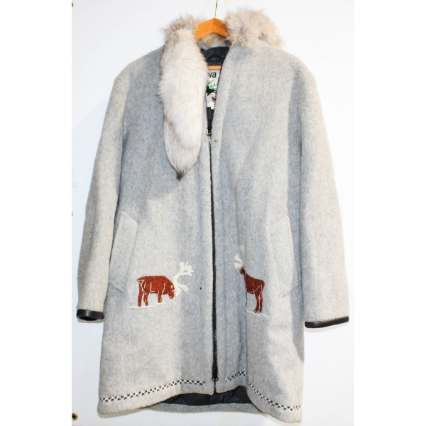 UNGAVA BAY WOMEN'S WOOL HOODED PARKA W/ WINTER SCENE