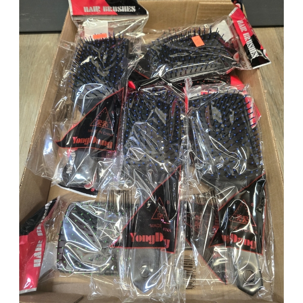 ASSORT. HAIRBRUSHES