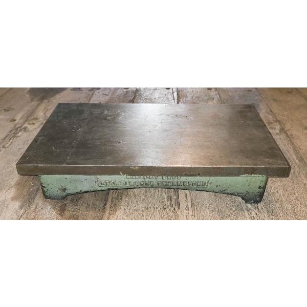 WINLEY BROS. CAST STEEL SURFACE PLATE