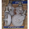 Image 1 : 4 METAL CART CASTERS
