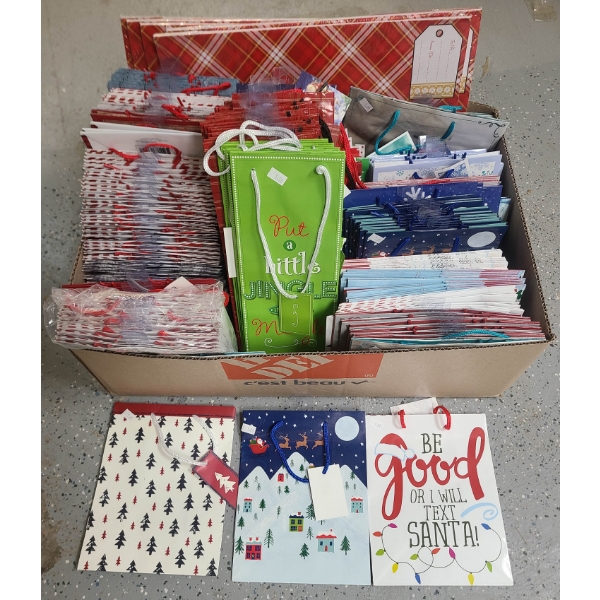 NEW 100+ CHRISTMAS GIFT BAGS & BOXES