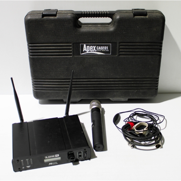 LINE 6 WIRELESS MIC W/ RECIEVER, CORDS & CASE