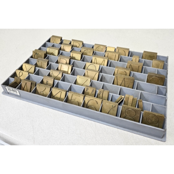 FULL SET SINGLE LINE TROPHY BLOCK