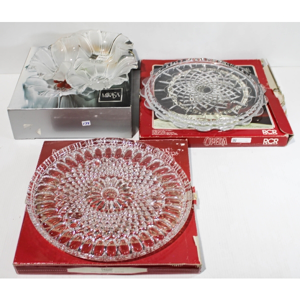 2 GLASS PLATTERS 1 FLORAL DIVIDED RELISH BOWL
