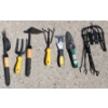 Image 1 : GARDEN & FLOWER BED HAND TOOLS & MOLE TRAP