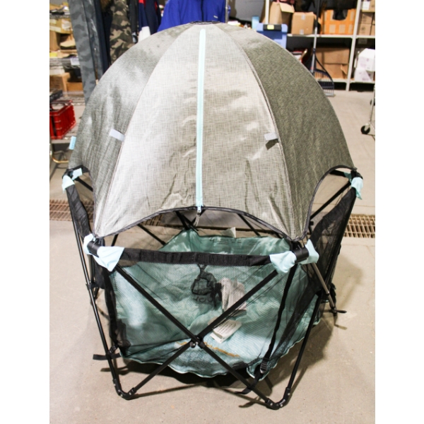 SUMMER POP UP DELUXE PLAY PEN W/ SHADE