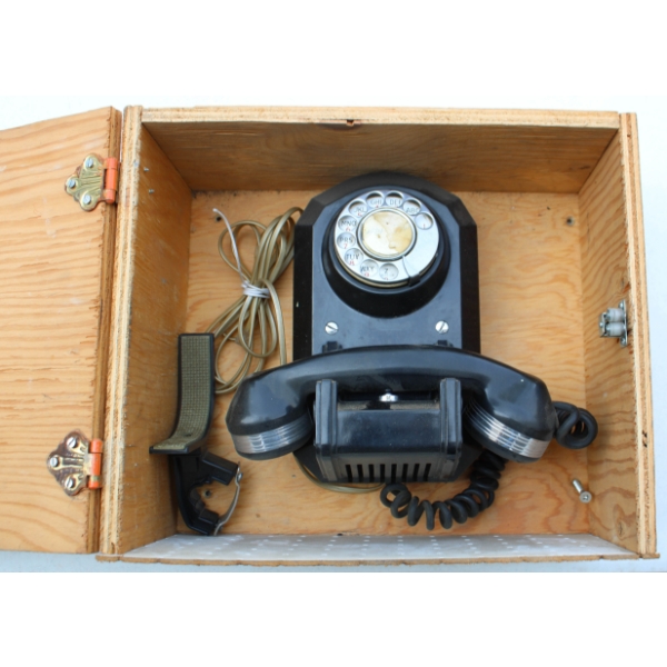 VINTAGE ROTARY DIAL TELEPHONE W/ WOODEN BOX