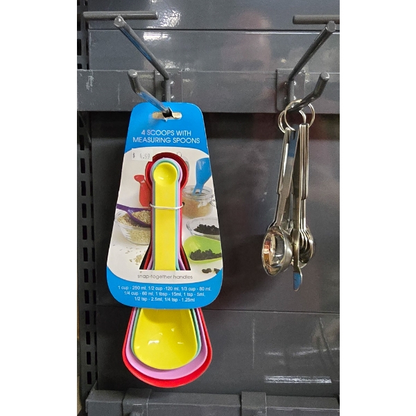 MEASURING AND SCOOP SPOONS