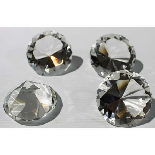 4 X 3" DIAMOND GLASS PAPER WEIGHTS
