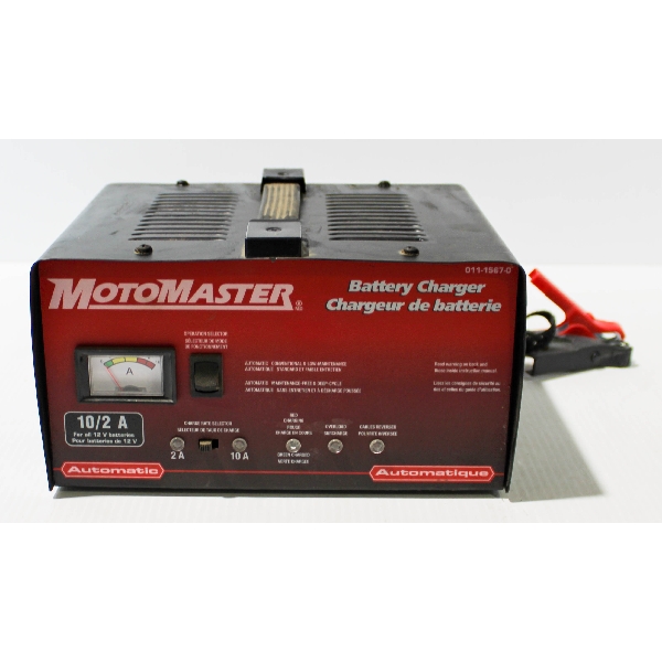 MOTOMASTER BATTERY CHARGER 10/2 A MODEL 011-1567-0