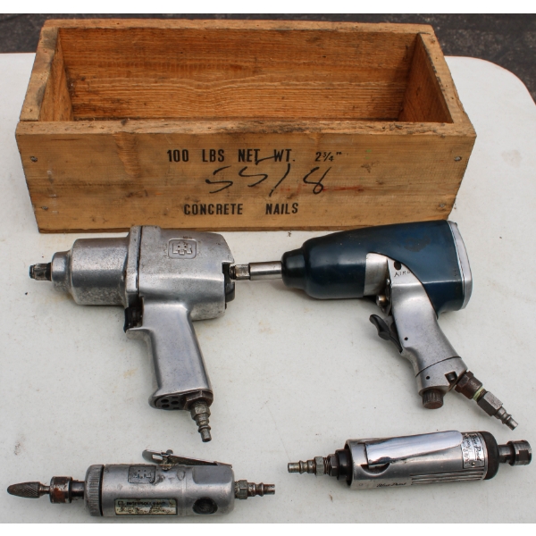 AIR/PNEUMATIC TOOLS & WOODEN BOX