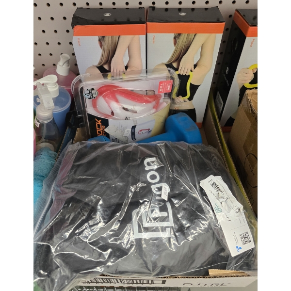 LOT OF ASSORT. FITNESS ITEMS