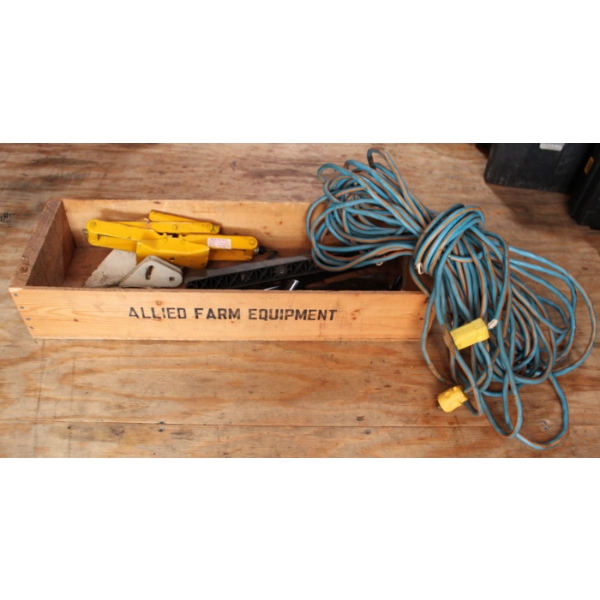 EXTENSION CORD - JACK W/ VINT. WOODEN CRATE