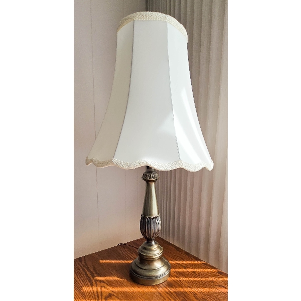 PAIR OF TABLE LAMPS