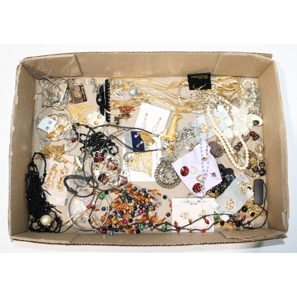 ESTATE JEWELRY