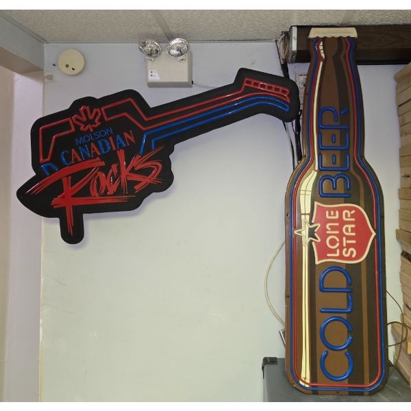 TWO LIGHT UP BEER SIGNS 