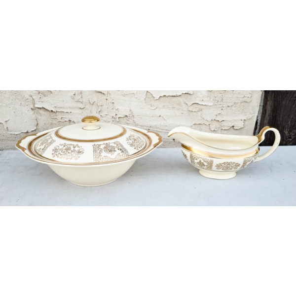 VINT. VICTORIAN JOHNSON BROS POTATO BOWL & GRAVY BOAT