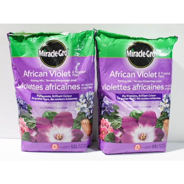 2 MIRACLE GROW AFRICAN VIOLET & TROPICAL PLANT POTTING MIX 8.8L