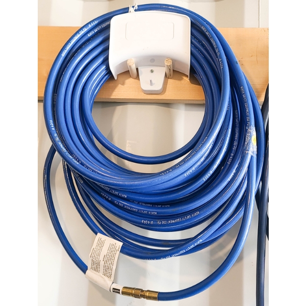 50 FT 3/8" AIR LINE  250 PSI MAX. APPROX LENGTH