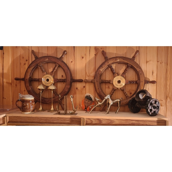 ASST NAUTICAL ORNAMENTS & BRASS FIGURINES