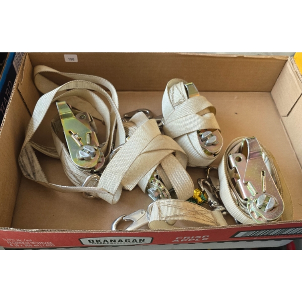 FOUR WHITE RATCHET STRAPS