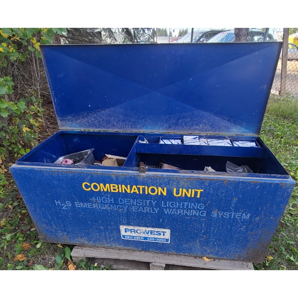 ASST FORD ENGINE PARTS W/ STEEL BIN