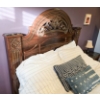 Image 5 : 5 PIECE QUEEN SIZE BEDROOM SUITE