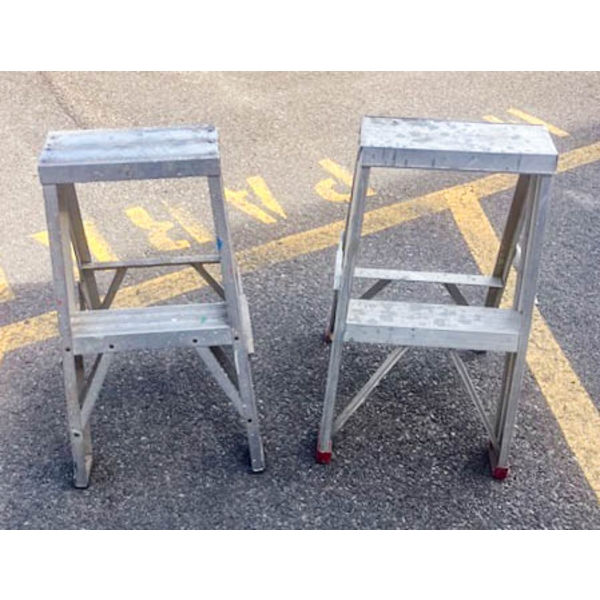 2  X 2 STEP FOLDING LADDERS