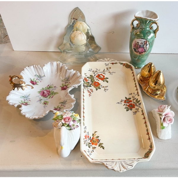 VINTAGE ESTATE DISHWARE & COLLECTABLES