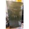 Image 1 : 5 SHELF METAL STORAGE CABINET W/ CONTENTS