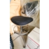 Image 1 : ROLLING ADJUSTABLE SHOP CHAIR