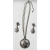 Image 1 : VINT. WOMEN'S MEDALLION NECKLACE & EARRING SET