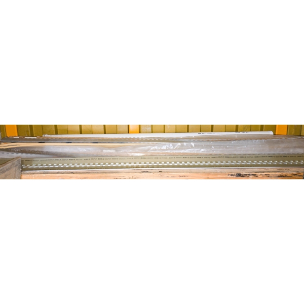 ASSORT. HINDGE BRACKETS & MORE