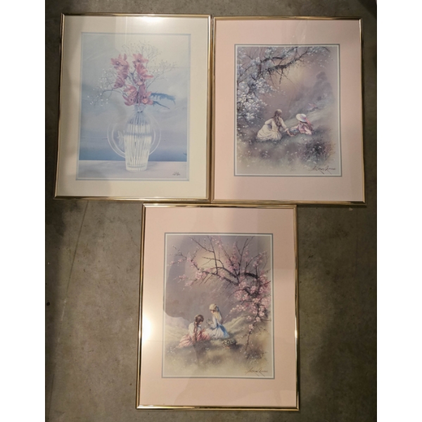 3 DECORATIVE WALL ART