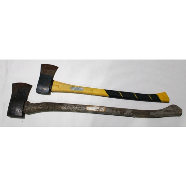 2 AXES
