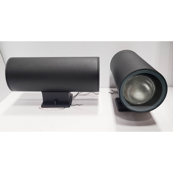 2 OUTDOOR ASCOLI 200147A LIGHT FIXTURE