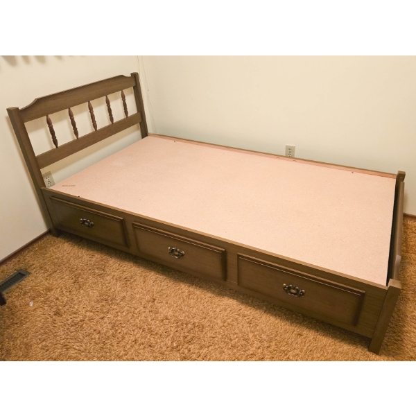 HARDWOOD SINGLE BED WITH 3 STORAGE DRAWERS