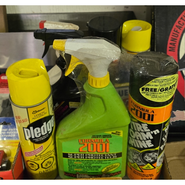 ASSORT. CLEANING PRODUCTS 