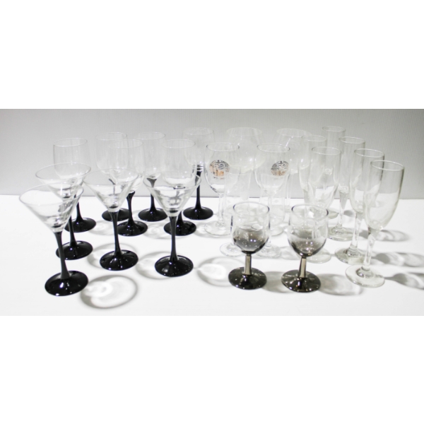 MARTINI / WINE GLASSES ETC.