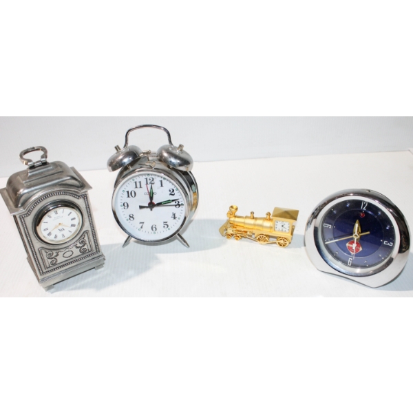 4 ESTATE CLOCKS UNTESTED
