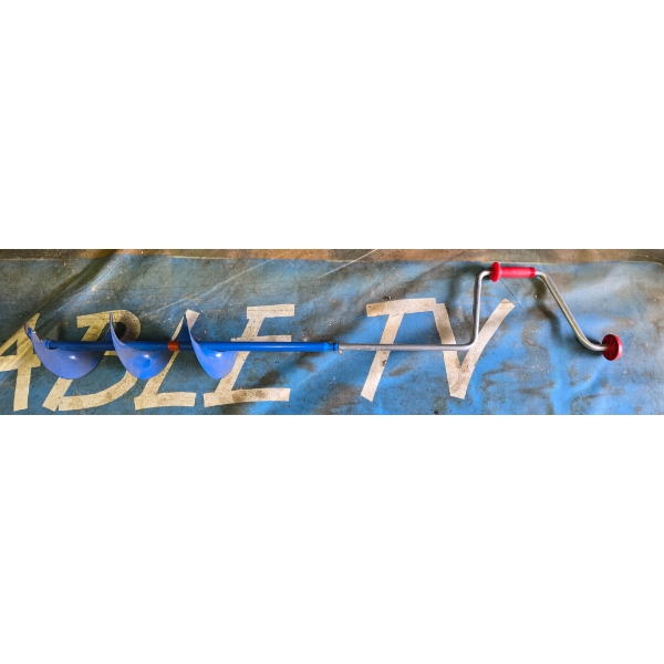 MANUAL ICE AUGER
