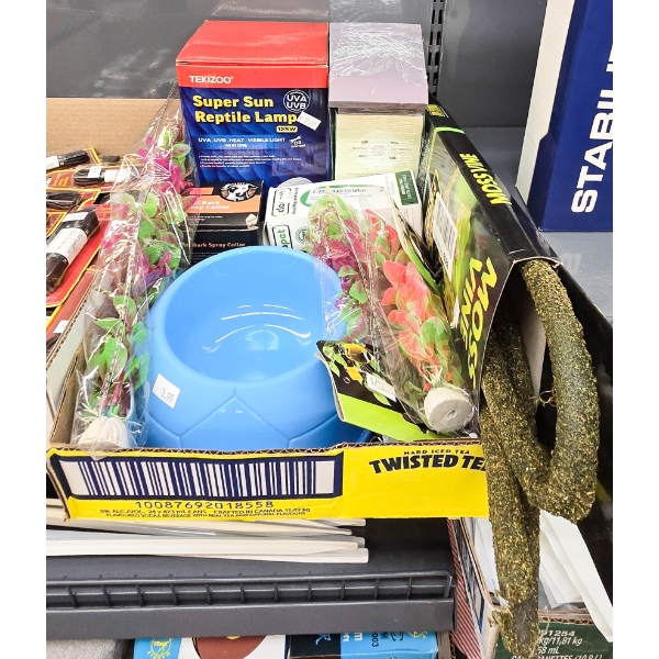 ASSORT. SUPPLIES FOR PETS