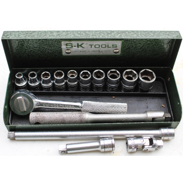 15PC S-K TOOLS 1/4" DRIVE STAND. SOCKET SET